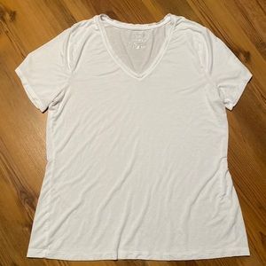 APT 9 Women’s White V-Neck XL Tee